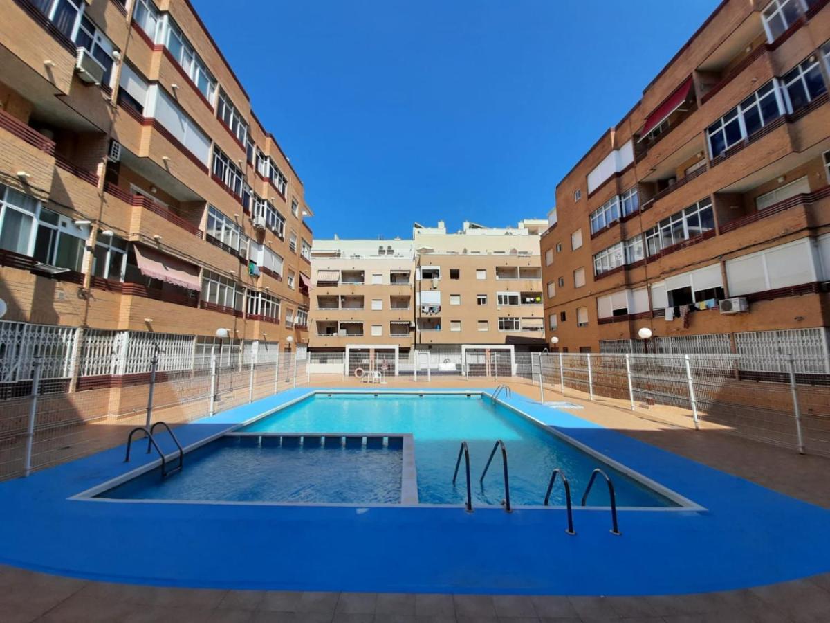 016 Happiness Apartment - Alicante Holiday Torrevieja Exterior foto